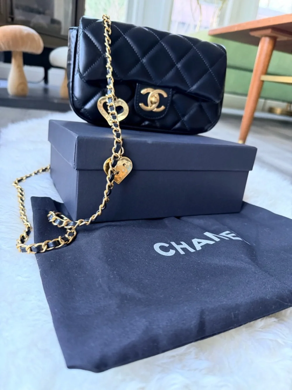 Chanel Makeup Black Mini Hearts on Chain NEW in Box w Dustbag
***PRICE FIRM*** - Picture 2 of 16